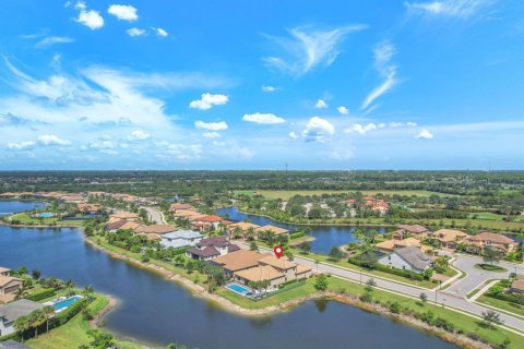 Villa ou maison à vendre à Jupiter, Floride: 4 chambres, 358.23 m2 № 2247307 - photo 6
