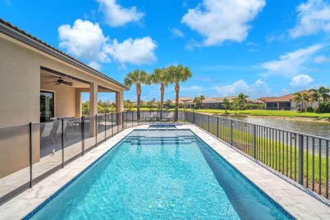 Villa ou maison à vendre à Jupiter, Floride: 4 chambres, 358.23 m2 № 2247307 - photo 21