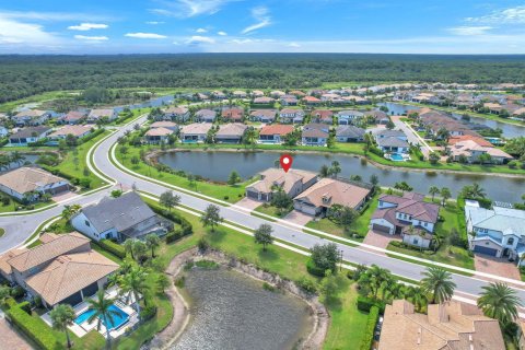 Villa ou maison à vendre à Jupiter, Floride: 4 chambres, 358.23 m2 № 2247307 - photo 12