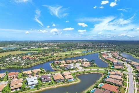 Villa ou maison à vendre à Jupiter, Floride: 4 chambres, 358.23 m2 № 2247307 - photo 8