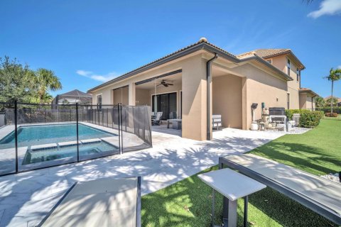 Villa ou maison à vendre à Jupiter, Floride: 4 chambres, 358.23 m2 № 2247307 - photo 23