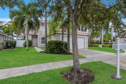 Купить виллу или дом в Мирамар, Флорида 3 спальни, 154.22м2, № 1929008 - фото 2