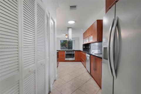 Купить виллу или дом в Мирамар, Флорида 3 спальни, 154.22м2, № 1929008 - фото 9