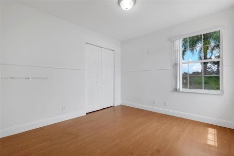 Купить виллу или дом в Мирамар, Флорида 3 спальни, 154.22м2, № 1929008 - фото 24