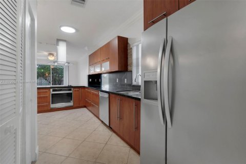 Купить виллу или дом в Мирамар, Флорида 3 спальни, 154.22м2, № 1929008 - фото 7