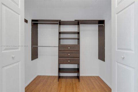 Купить виллу или дом в Мирамар, Флорида 3 спальни, 154.22м2, № 1929008 - фото 21