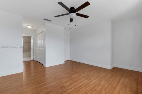 Купить виллу или дом в Мирамар, Флорида 3 спальни, 154.22м2, № 1929008 - фото 20