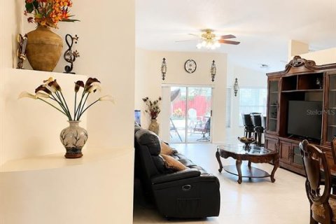 Villa ou maison à vendre à Riverview, Floride: 3 chambres, 173.73 m2 № 2279940 - photo 6