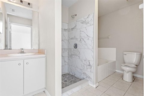 Casa en venta en Kissimmee, Florida, 3 dormitorios, 125.7 m2 № 1905762 - foto 26