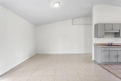 Casa en venta en Kissimmee, Florida, 3 dormitorios, 125.7 m2 № 1905762 - foto 16