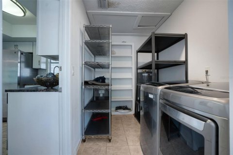 Купить коммерческую недвижимость в Сарасота, Флорида 260.87м2, № 1557747 - фото 20