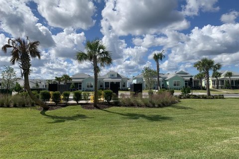 House in Daytona Beach, Florida 2 bedrooms, 111.95 sq.m. № 2402751 - photo 6