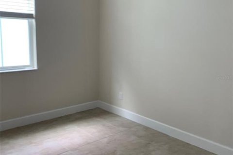 House in Daytona Beach, Florida 2 bedrooms, 111.95 sq.m. № 2402751 - photo 17