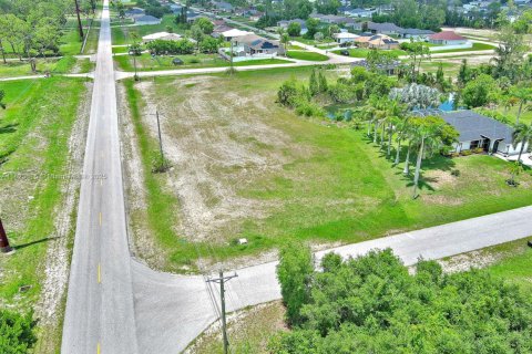 Terrain à vendre à Cape Coral, Floride № 1937923 - photo 4