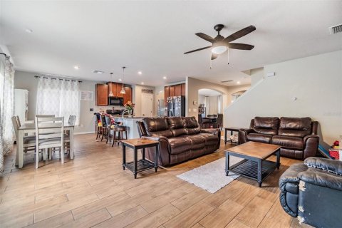 Casa en alquiler en New Port Richey, Florida, 4 dormitorios, 257.99 m2 № 1908418 - foto 7