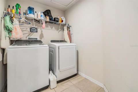 Casa en alquiler en New Port Richey, Florida, 4 dormitorios, 257.99 m2 № 1908418 - foto 20