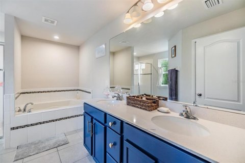 Casa en alquiler en New Port Richey, Florida, 4 dormitorios, 257.99 m2 № 1908418 - foto 25