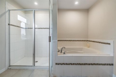 Casa en alquiler en New Port Richey, Florida, 4 dormitorios, 257.99 m2 № 1908418 - foto 26