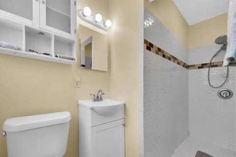 Casa en venta en Saint Petersburg, Florida, 3 dormitorios, 128.11 m2 № 1725282 - foto 19