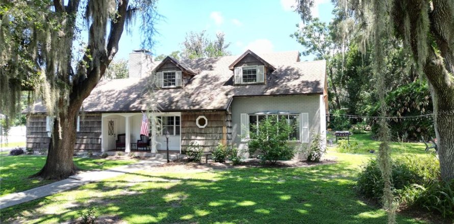 Villa ou maison à Dade City, Floride 3 chambres, 136.47 m2 № 2296413
