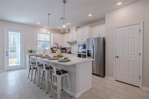 Casa en venta en Wesley Chapel, Florida, 4 dormitorios, 229.84 m2 № 1562701 - foto 8