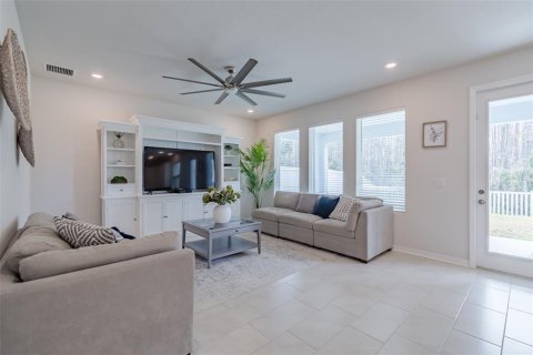 Casa en venta en Wesley Chapel, Florida, 4 dormitorios, 229.84 m2 № 1562701 - foto 15