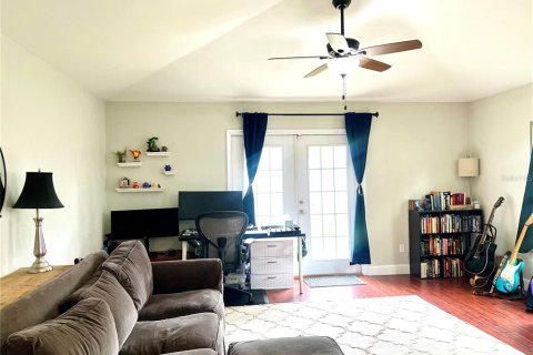 Casa en venta en Gainesville, Florida, 3 dormitorios, 117.24 m2 № 2386533 - foto 9