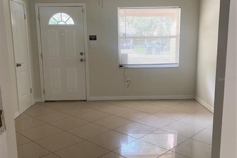 House in Apopka, Florida 3 bedrooms, 82.5 sq.m. № 1883321 - photo 10