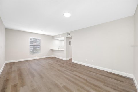 Appartement à louer à Tampa, Floride: 2 chambres, 55.74 m2 № 1681378 - photo 6