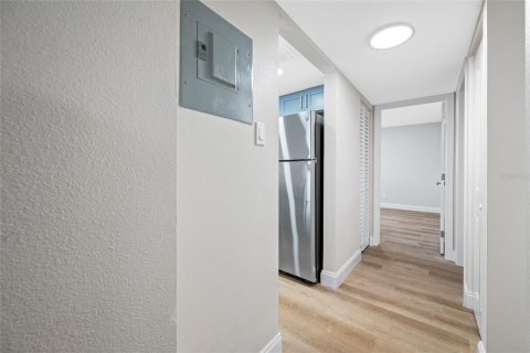 Appartement à louer à Tampa, Floride: 2 chambres, 55.74 m2 № 1681378 - photo 13