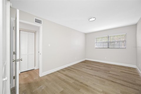 Appartement à louer à Tampa, Floride: 2 chambres, 55.74 m2 № 1681378 - photo 19