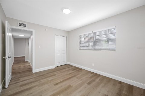 Appartement à louer à Tampa, Floride: 2 chambres, 55.74 m2 № 1681378 - photo 15