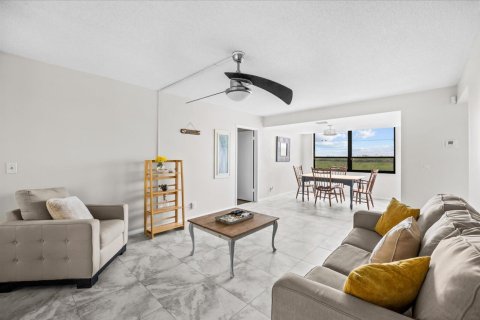 Condominio en venta en Jensen Beach, Florida, 2 dormitorios, 112.5 m2 № 2181685 - foto 21