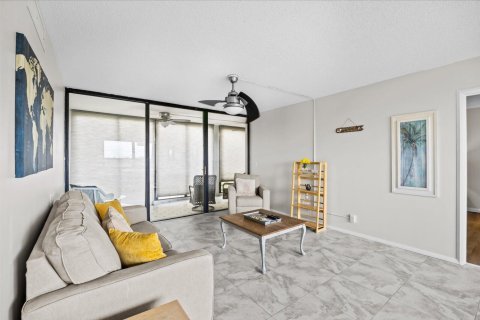 Condominio en venta en Jensen Beach, Florida, 2 dormitorios, 112.5 m2 № 2181685 - foto 23