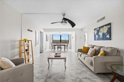Condominio en venta en Jensen Beach, Florida, 2 dormitorios, 112.5 m2 № 2181685 - foto 10