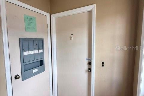 Commercial property in Lakeland, Florida 77.2 sq.m. № 2396228 - photo 2
