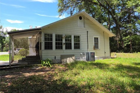 Villa ou maison à louer à Silver Springs Shores, Floride: 3 chambres, 130.06 m2 № 2095155 - photo 2