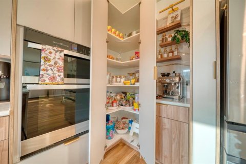 Купить виллу или дом в Дэвенпорт, Флорида 4 комнаты, 221.76м2, № 2204344 - фото 18