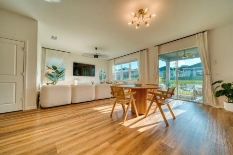 Купить виллу или дом в Дэвенпорт, Флорида 4 комнаты, 221.76м2, № 2204344 - фото 15