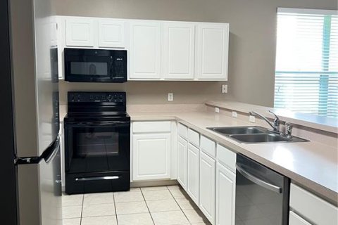 House in Orlando, Florida 3 bedrooms, 179.77 sq.m. № 1885505 - photo 7