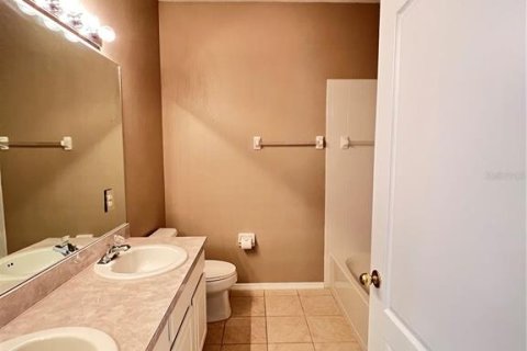 House in Orlando, Florida 3 bedrooms, 179.77 sq.m. № 1885505 - photo 18