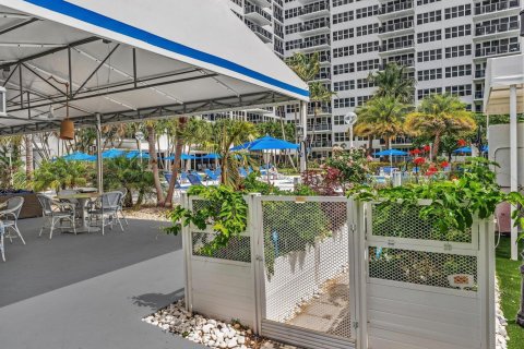 Condo in Fort Lauderdale, Florida, 1 bedroom  № 2266150 - photo 5