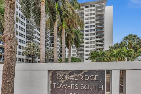 Condo in Fort Lauderdale, Florida, 1 bedroom  № 2266150 - photo 2