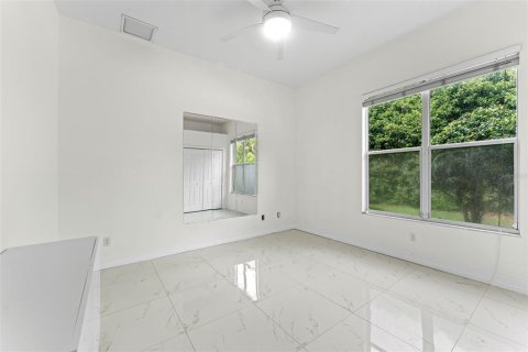 Villa ou maison à vendre à Tampa, Floride: 4 chambres, 300.35 m2 № 2436774 - photo 24