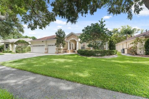 Villa ou maison à vendre à Tampa, Floride: 4 chambres, 300.35 m2 № 2436774 - photo 2