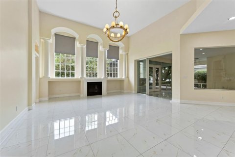 Villa ou maison à vendre à Tampa, Floride: 4 chambres, 300.35 m2 № 2436774 - photo 12