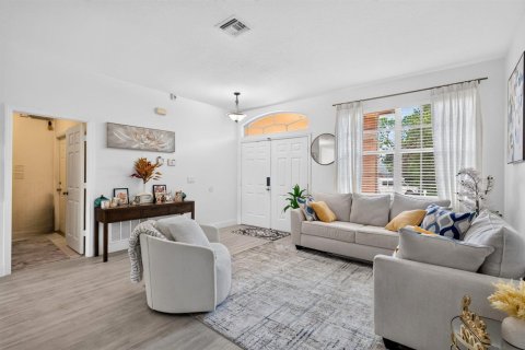 Villa ou maison à vendre à St. Lucie, Floride: 3 chambres, 180.51 m2 № 2365857 - photo 8