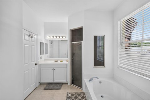 Villa ou maison à vendre à St. Lucie, Floride: 3 chambres, 180.51 m2 № 2365857 - photo 23