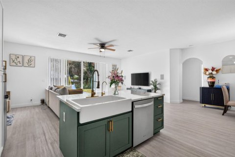 Villa ou maison à vendre à St. Lucie, Floride: 3 chambres, 180.51 m2 № 2365857 - photo 12