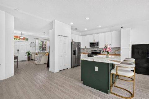 Villa ou maison à vendre à St. Lucie, Floride: 3 chambres, 180.51 m2 № 2365857 - photo 11